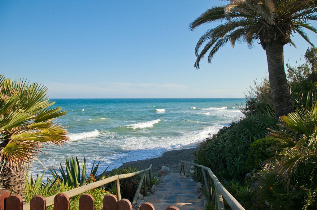 Holiday Home Clarisa Estepona Exterior photo